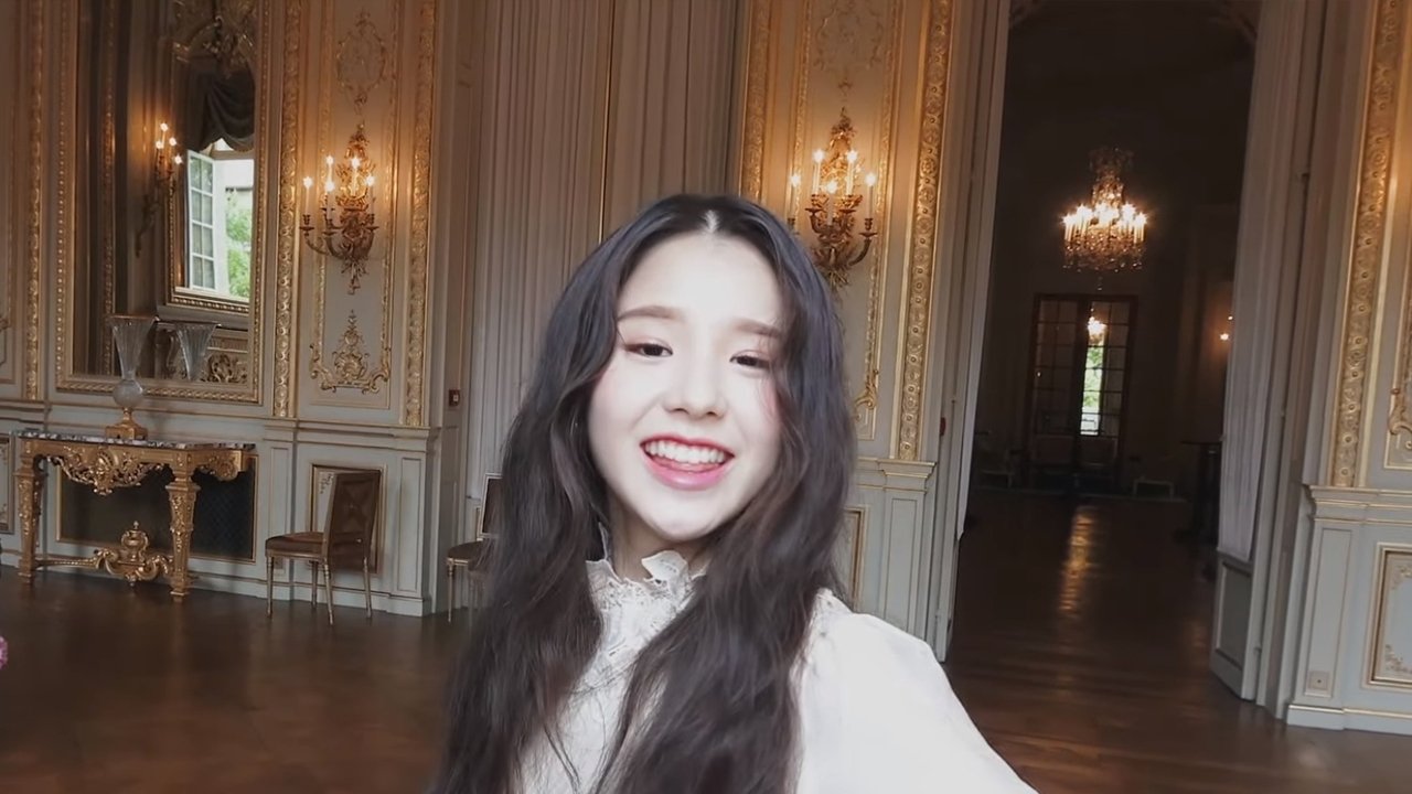 LOONA TV
