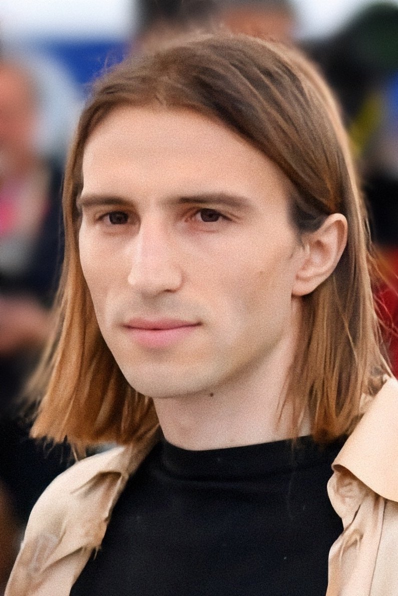 Baptiste Pinteaux's picture in the cast