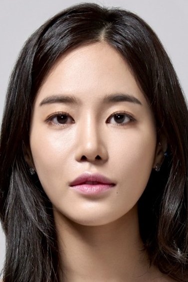 Jung Hae-na's picture in the cast