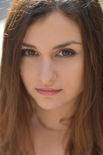 Suzanna Papian's picture in the cast
