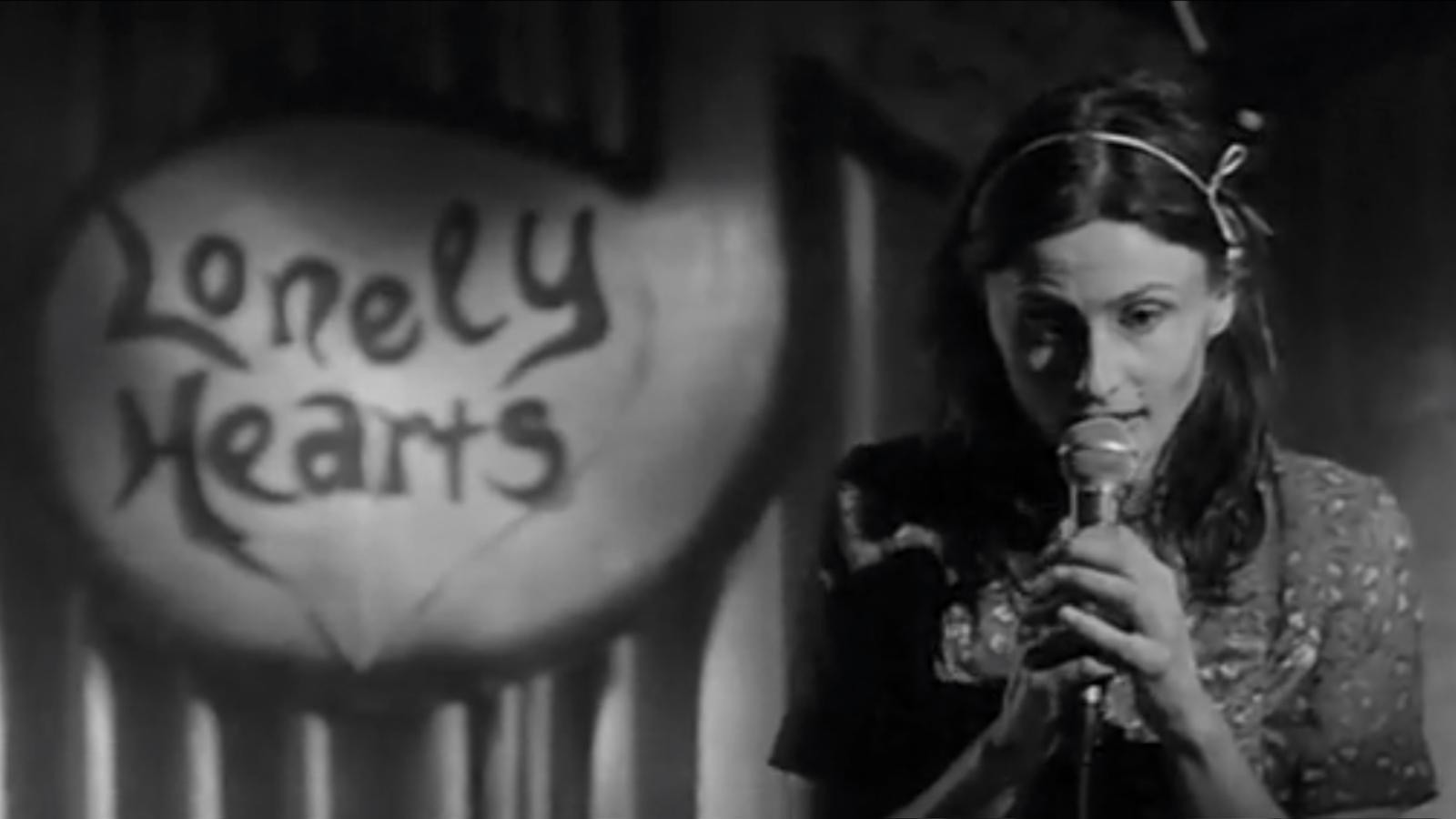 Imagem do Filme Graveyard Alive: A Zombie Nurse in Love