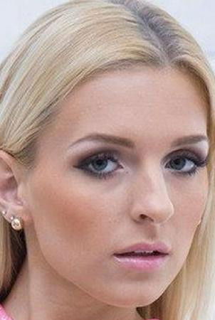 et billede af Jenna McCarthy