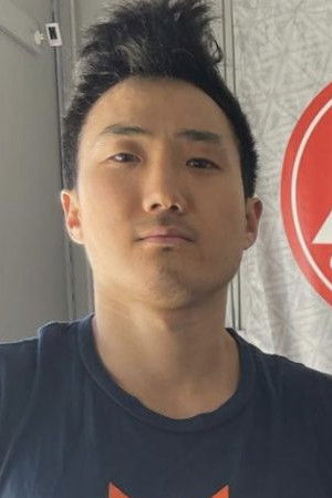 et billede af Josh Wang-Kim