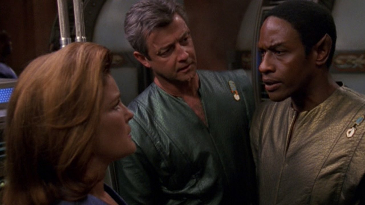 Star Trek : Voyager 7x16