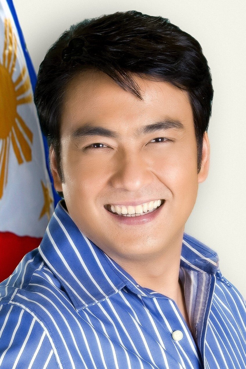 et billede af Ramon 'Bong' Revilla Jr.