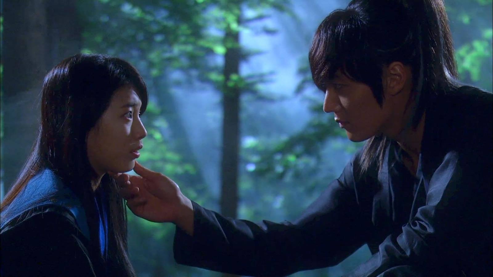 Gu Family Book: 1×15