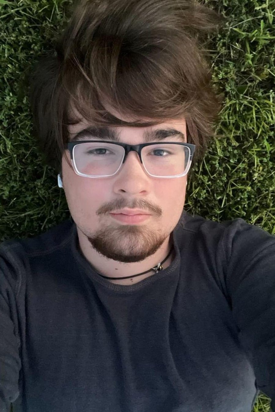 Brady Finch's picture in the cast