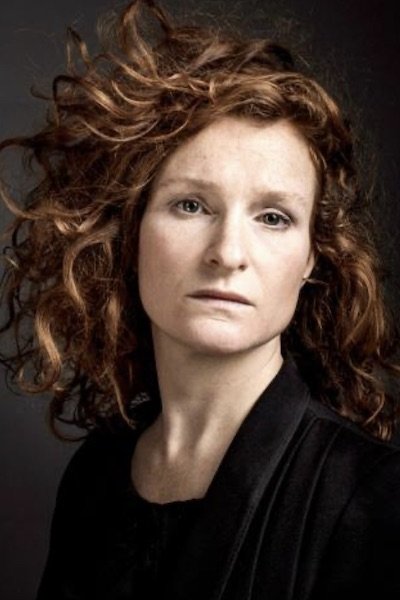 et billede af Julie Sicard