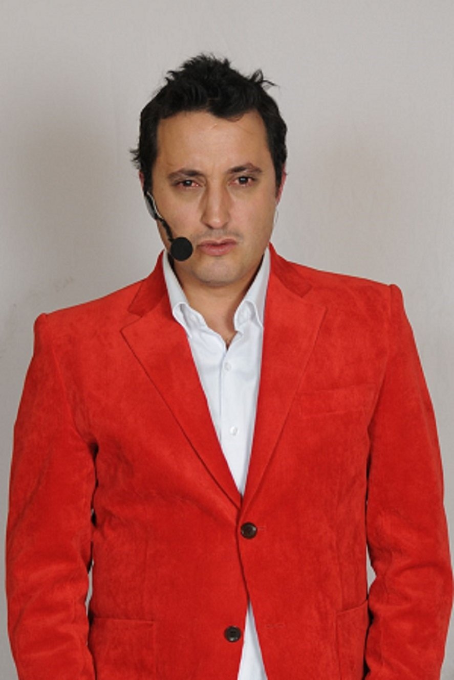 Andrés López's picture in the cast