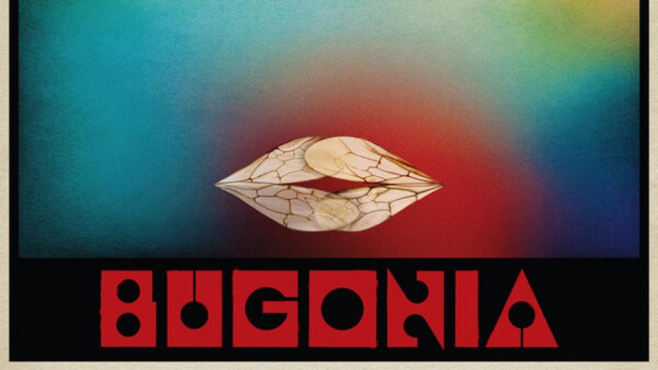 Caption: a picture of a lipstick with the word bologna on it