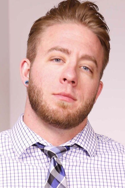 et billede af Aaron Bruiser