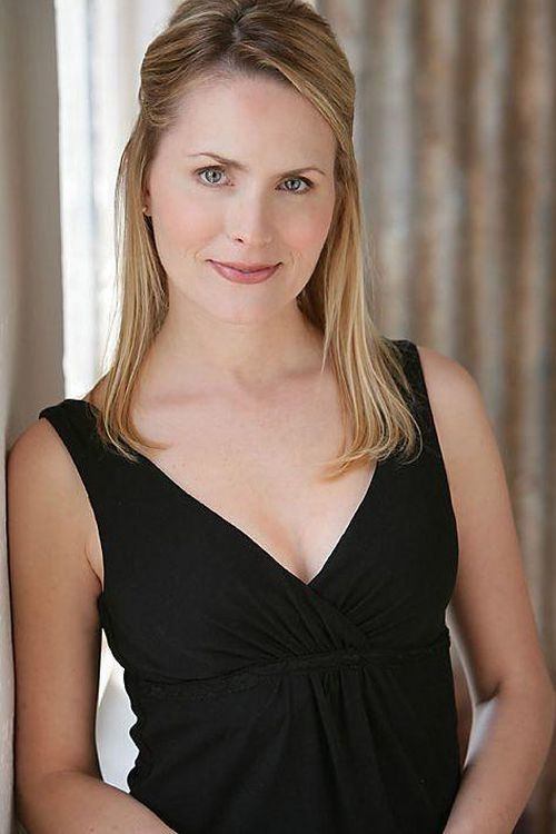 Alisa Robinson's picture in the cast