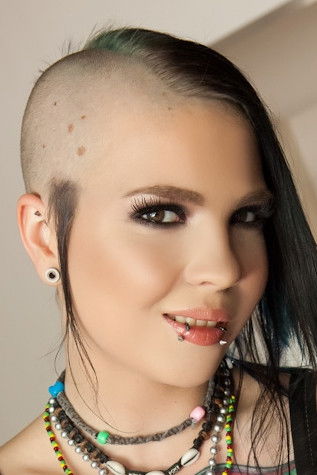 et billede af Tara Toxic