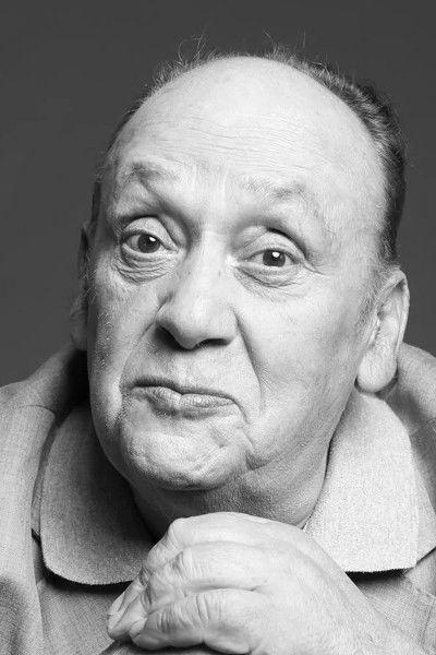 et billede af Aníbal Reyna