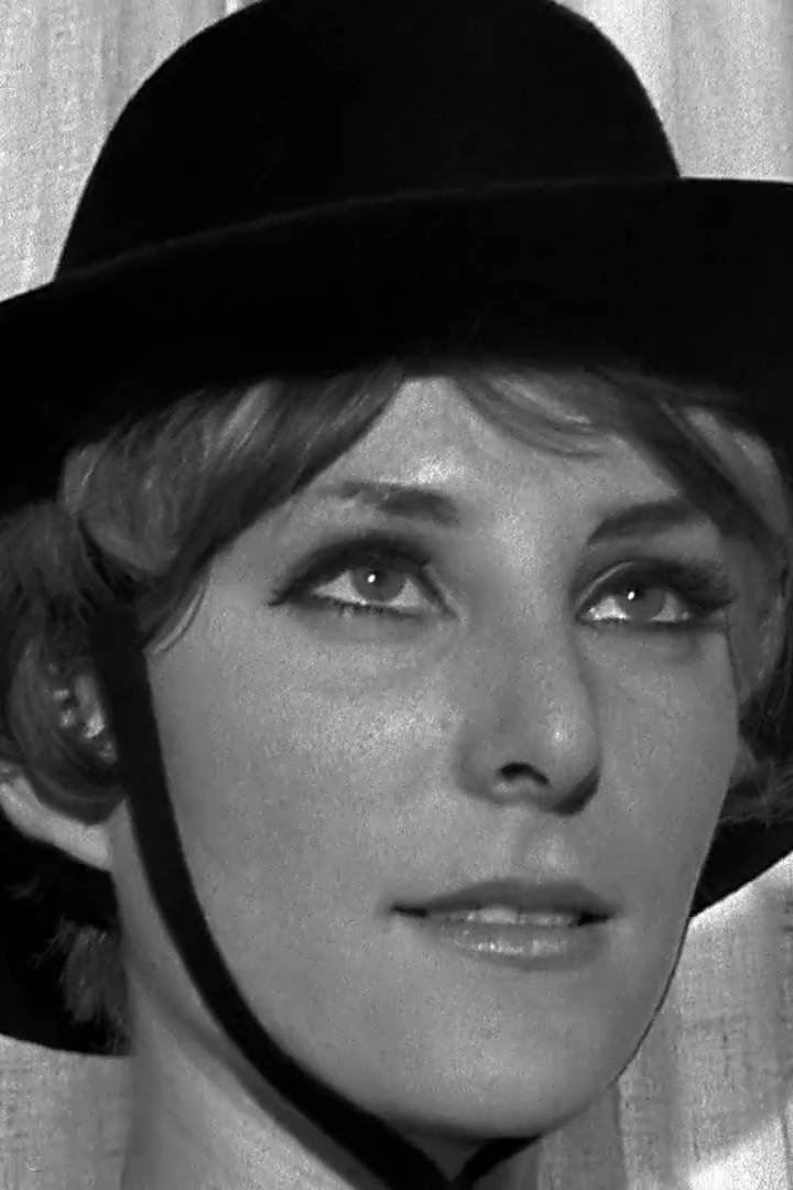 et billede af Myrna Lorni