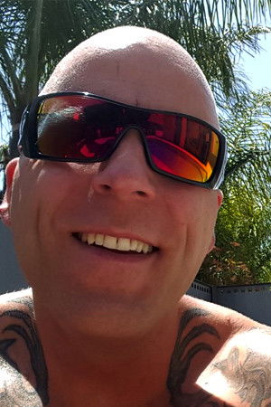 et billede af Aaron Van Damage