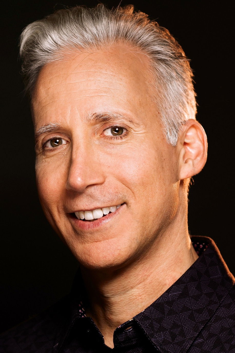 et billede af Adam LeBow