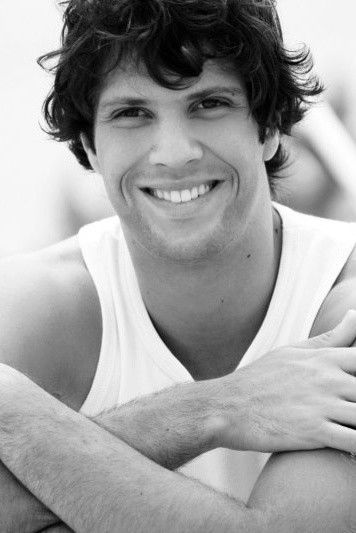 et billede af Gustavo Leão