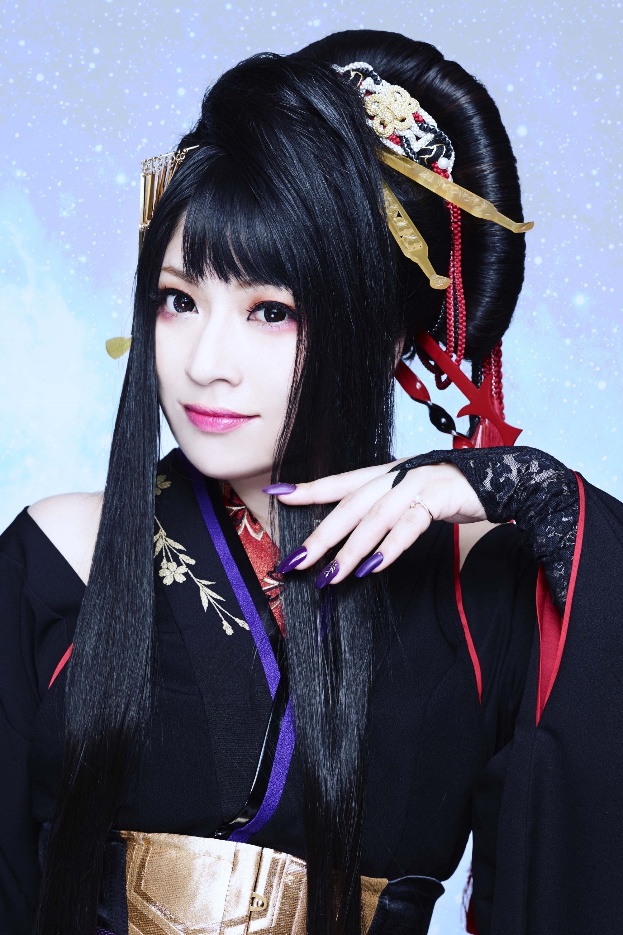 鈴華ゆう子's picture in the cast