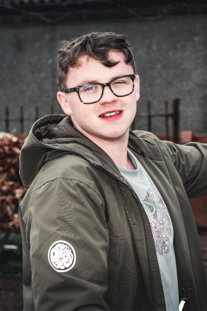 et billede af Rhys Garner