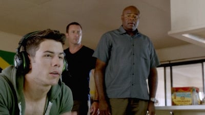 Hawaii Five-0 Staffel 4 :Folge 8 