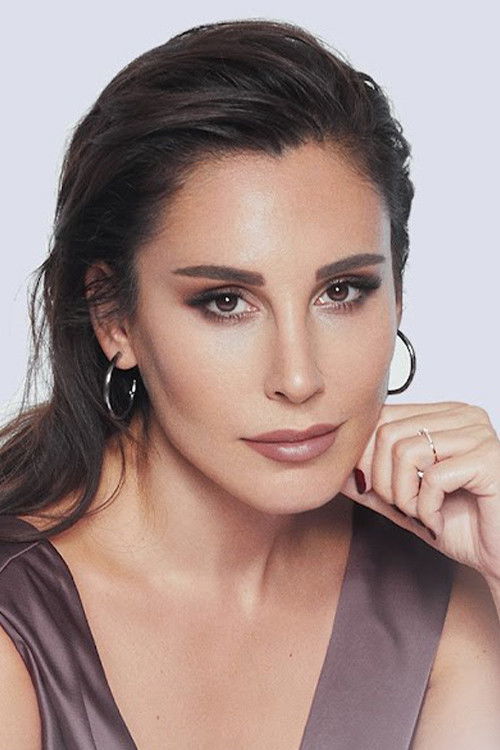 et billede af Funda Arar