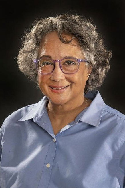 et billede af Cathleen Lewis