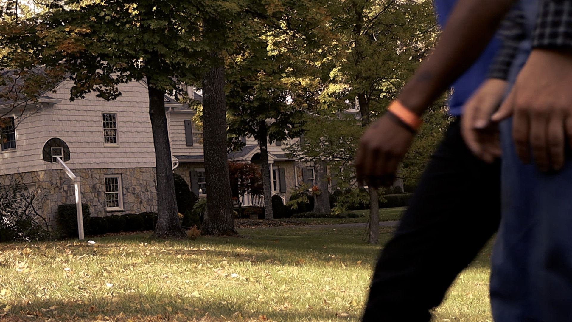 Imagem do Filme A Suburban Area