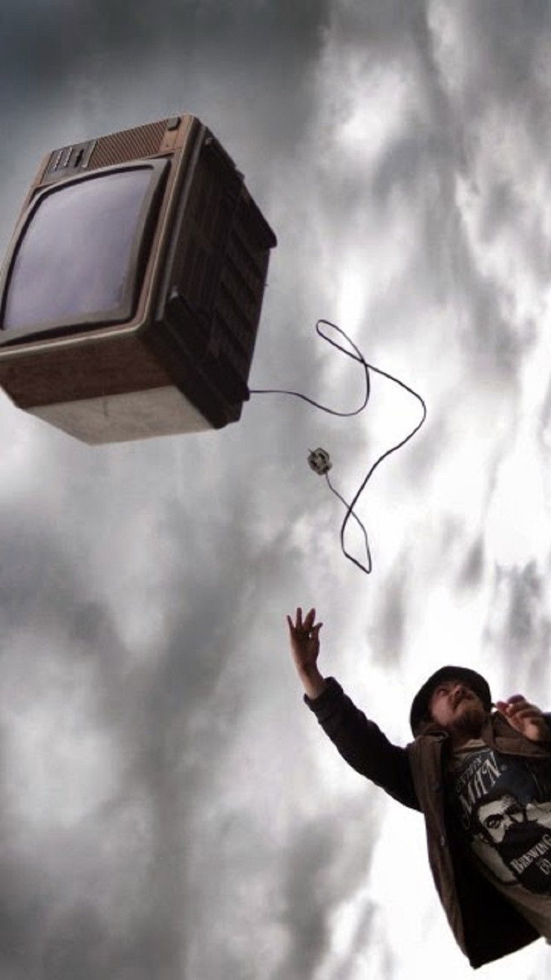 Analogue People in a Digital Age