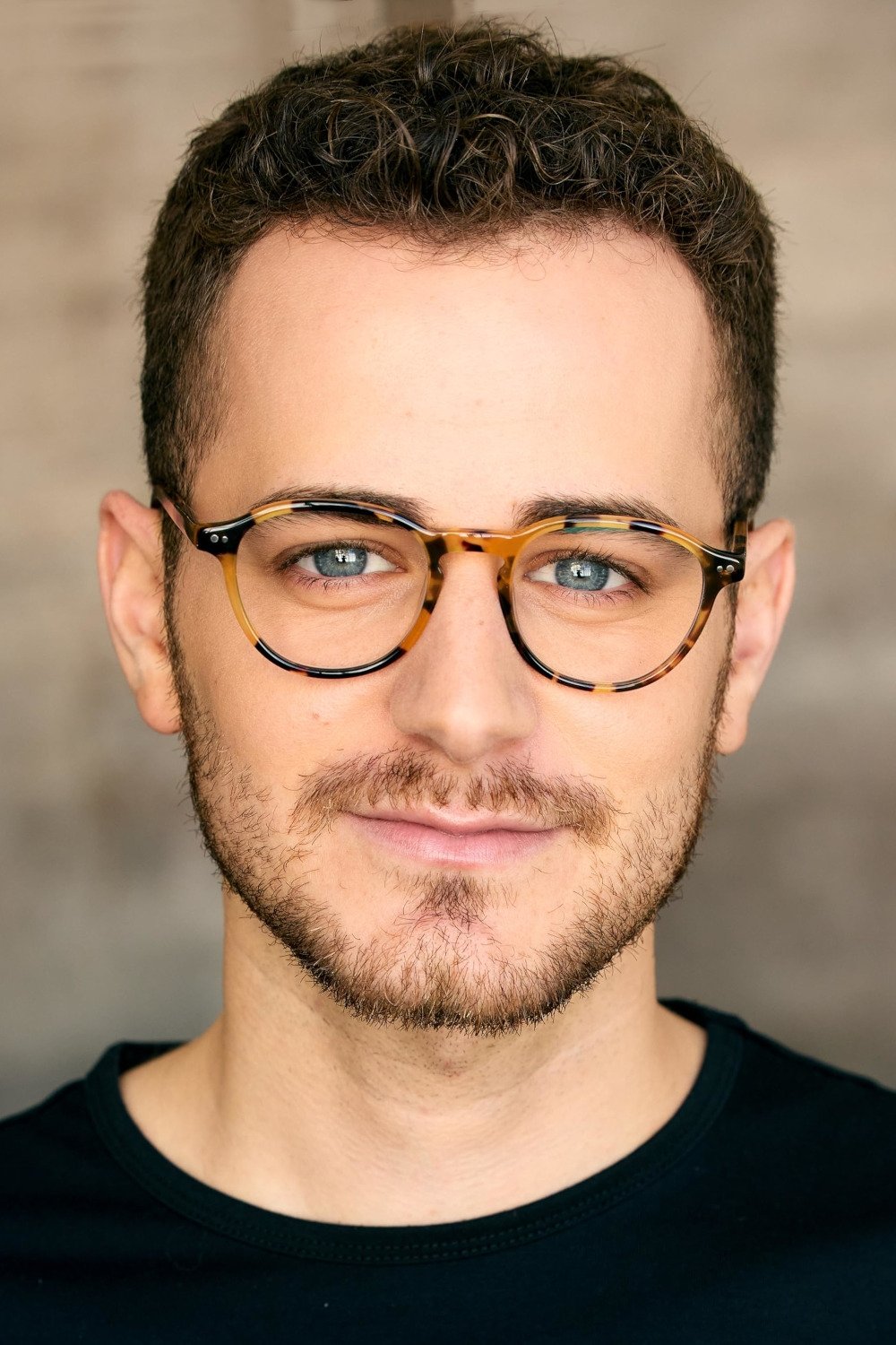 et billede af Nicholas R. Grava