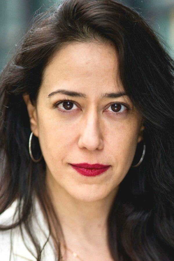 et billede af Emilly Benami