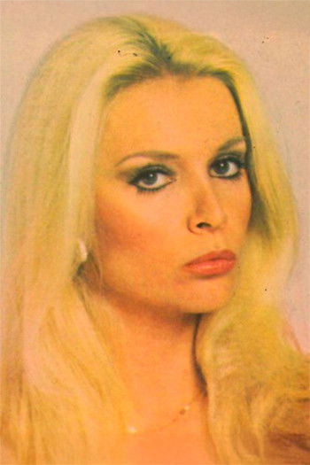 et billede af Christine Haydar