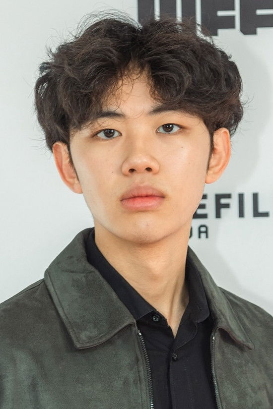 et billede af Jaden Kwan