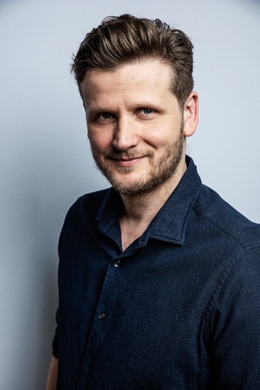 et billede af Dennis Gansel