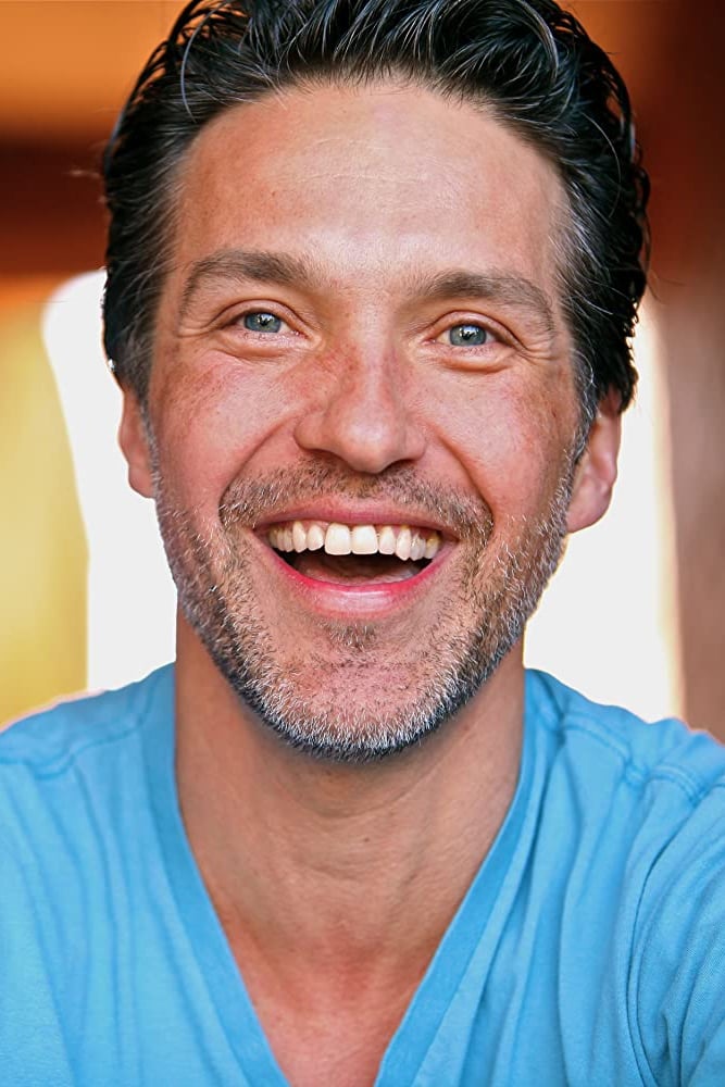 et billede af Mike Powers