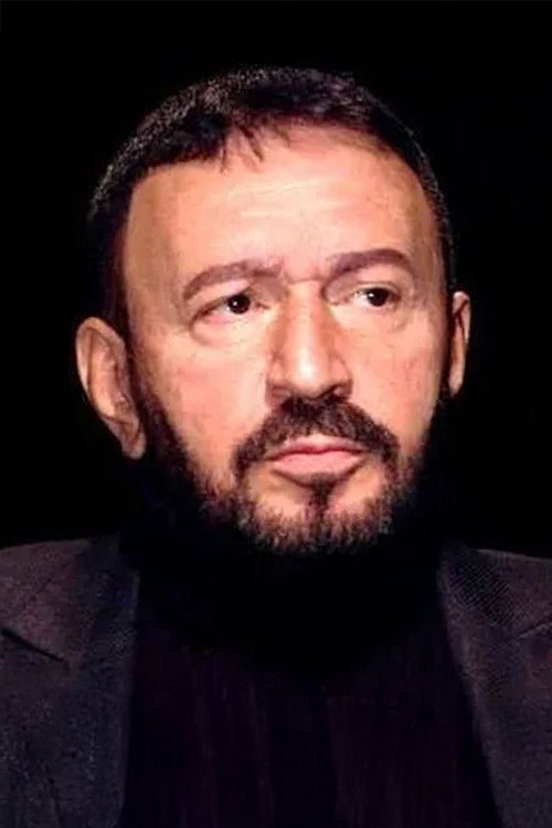 et billede af Mustafa Topaloğlu