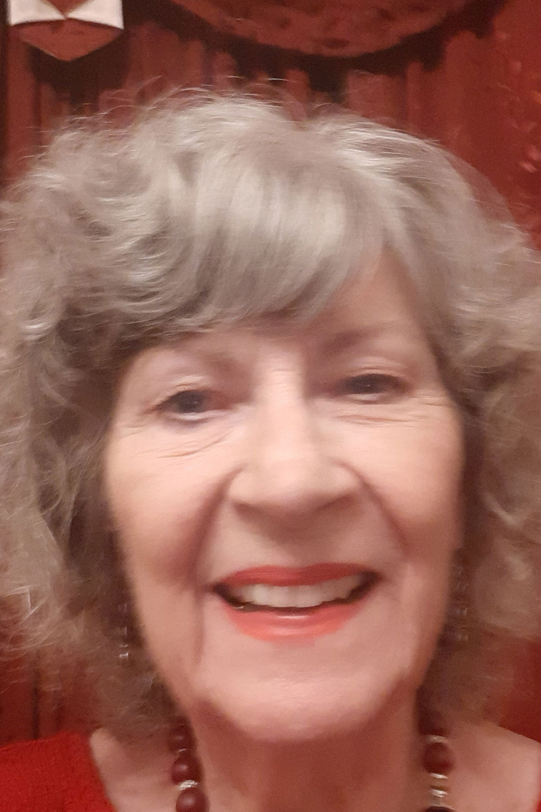 et billede af Marianne Price