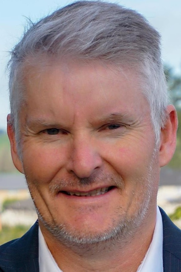 et billede af Murray Knock