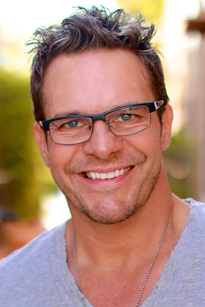 et billede af Lance Palmer