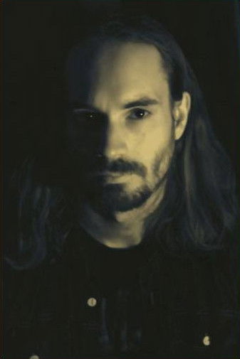 et billede af Aleksander U. Serigstad