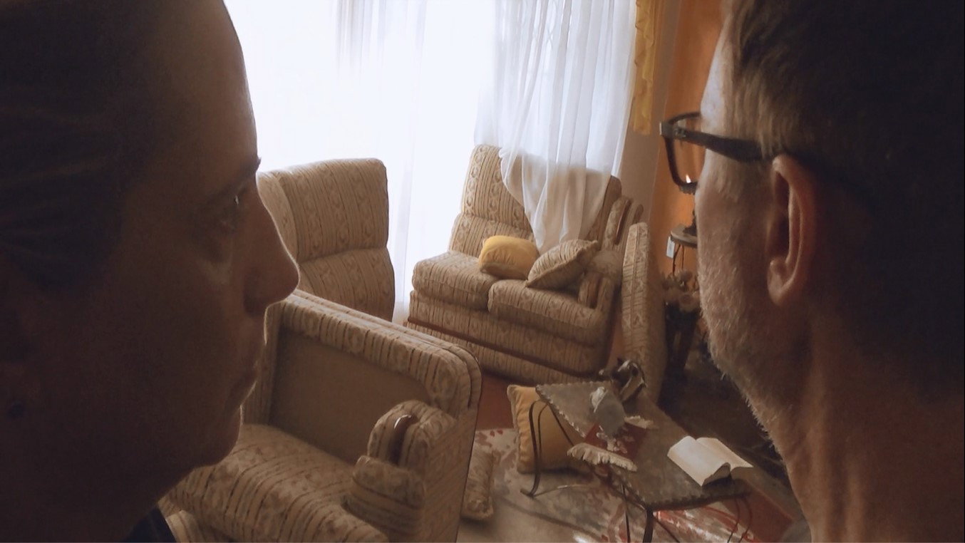 Eles Estão Vindo Backdrop Blur