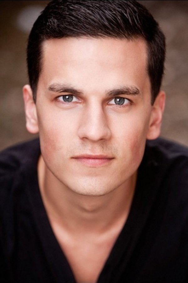 et billede af Aaron Sidwell