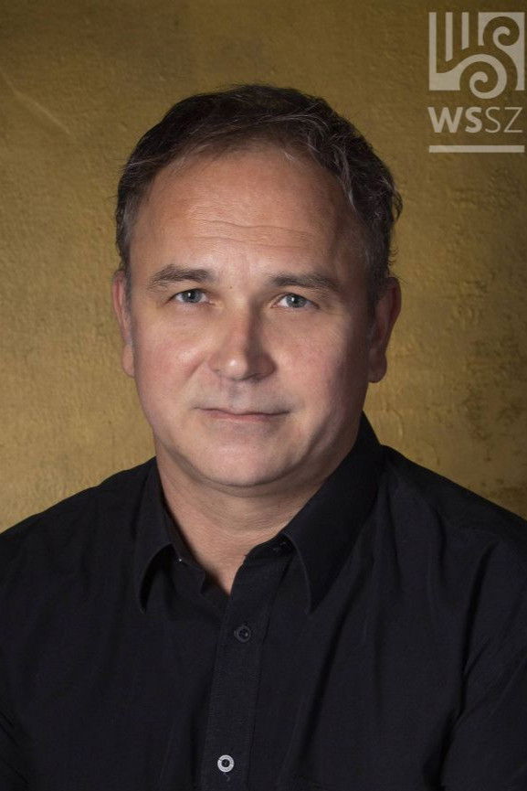 et billede af Róbert Gábor