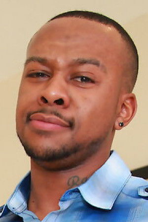 et billede af Izzy James