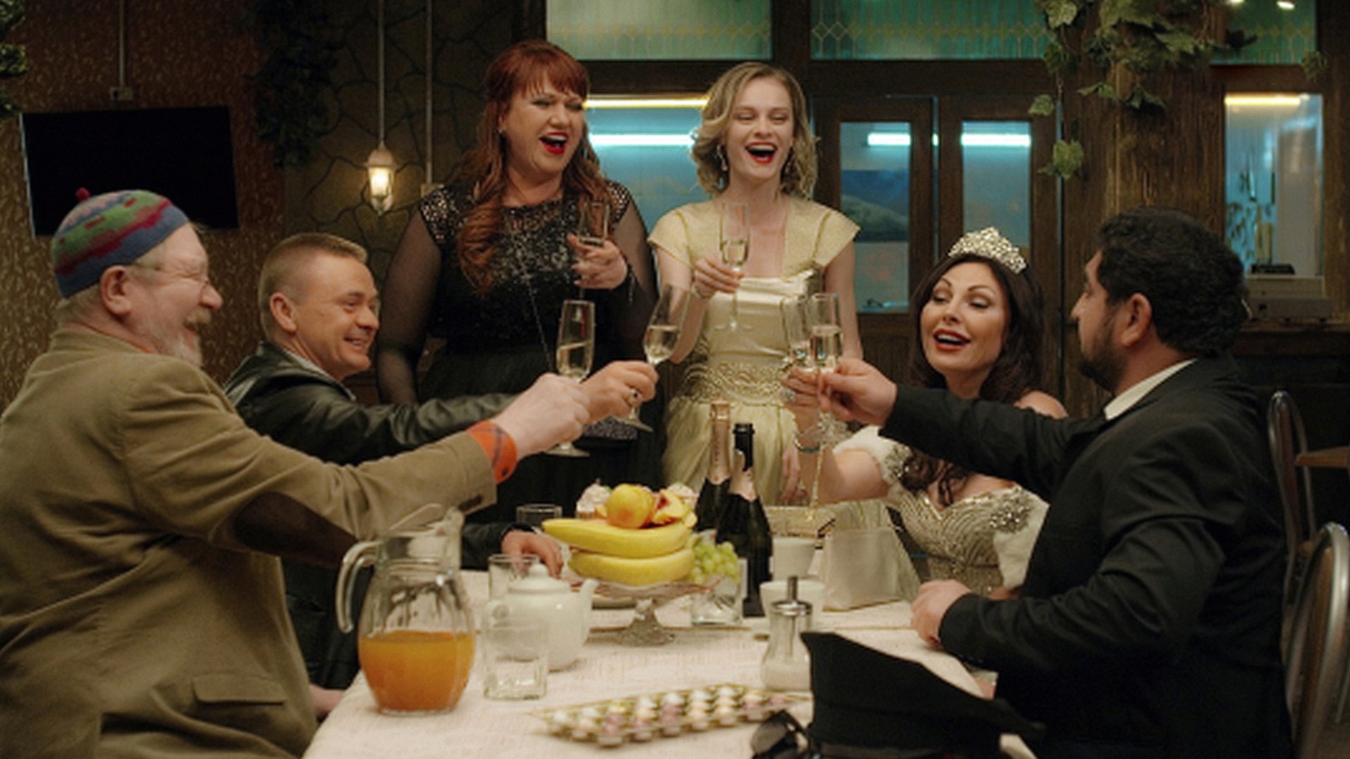 Two Broke Girls