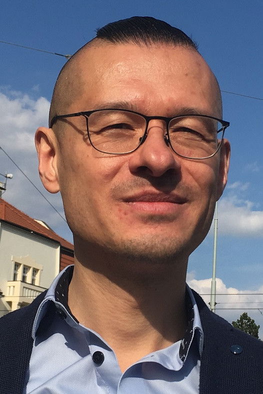 et billede af Osamu Okamura