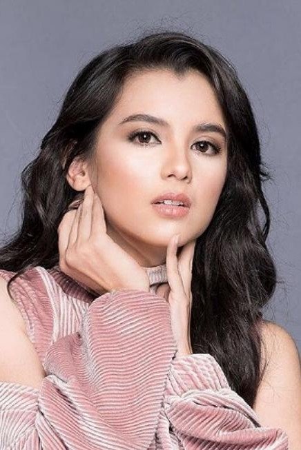 et billede af Echa Oemry