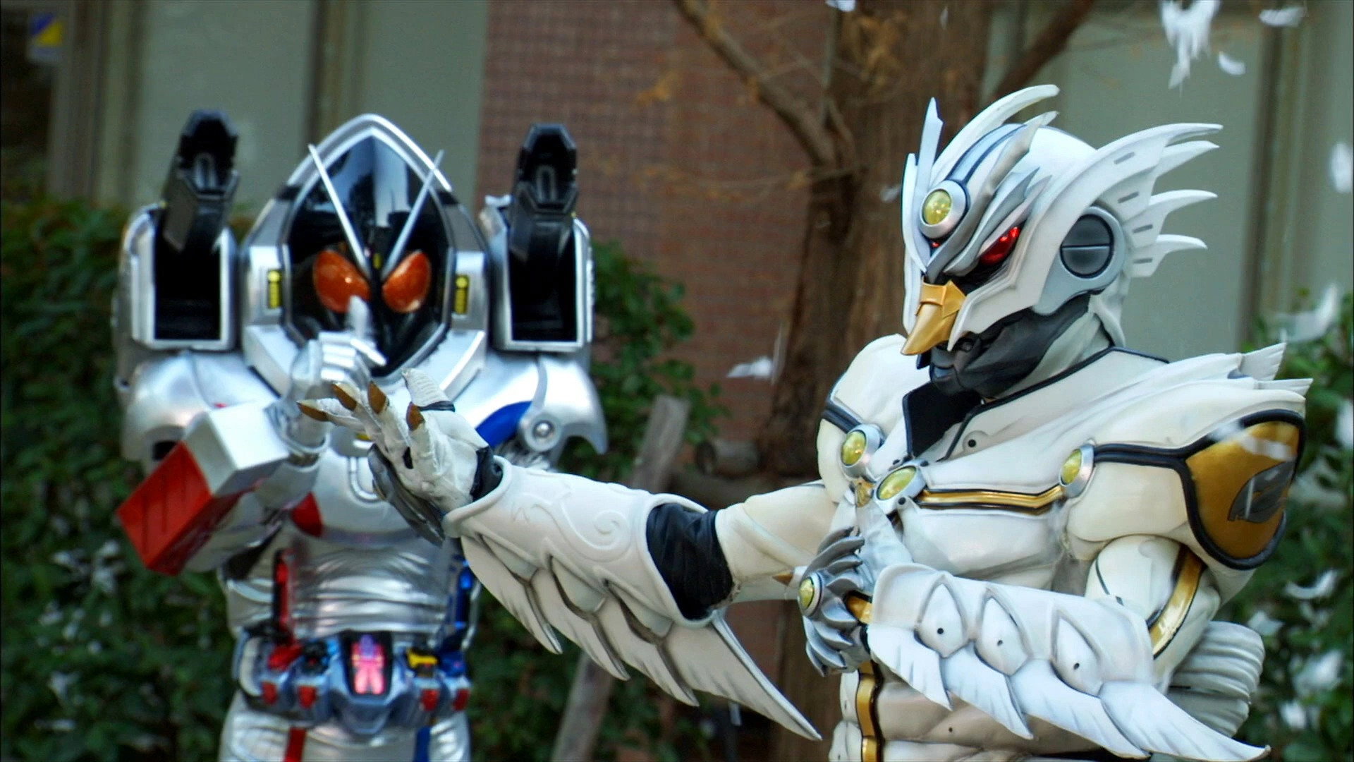 Kamen Rider Season 22 :Episode 23  Swan Alliance