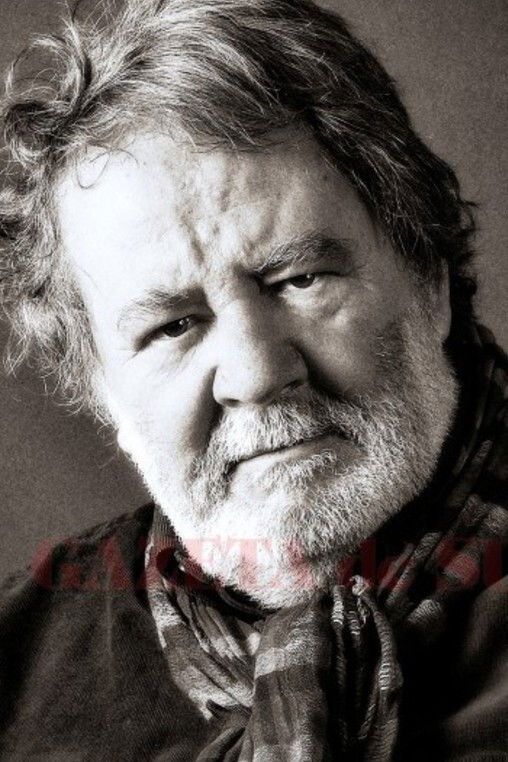 et billede af Valer Dellakeza