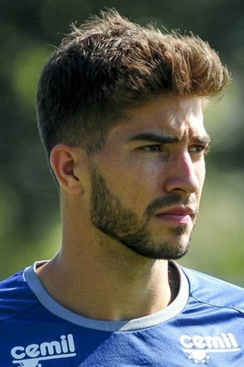 et billede af Lucas Silva